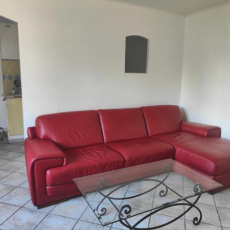 Bel Appartement Dans Le Quartier De Saint Barnabe 马赛 外观 照片